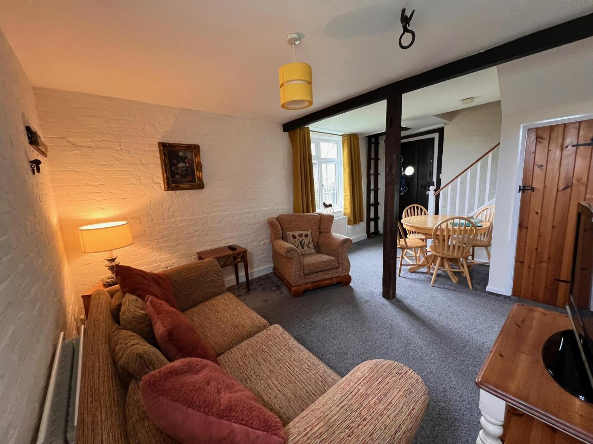 Hunston Mill Self Catering Dog Stay For Free ชิชิสเตอร์ ภายนอก รูปภาพ